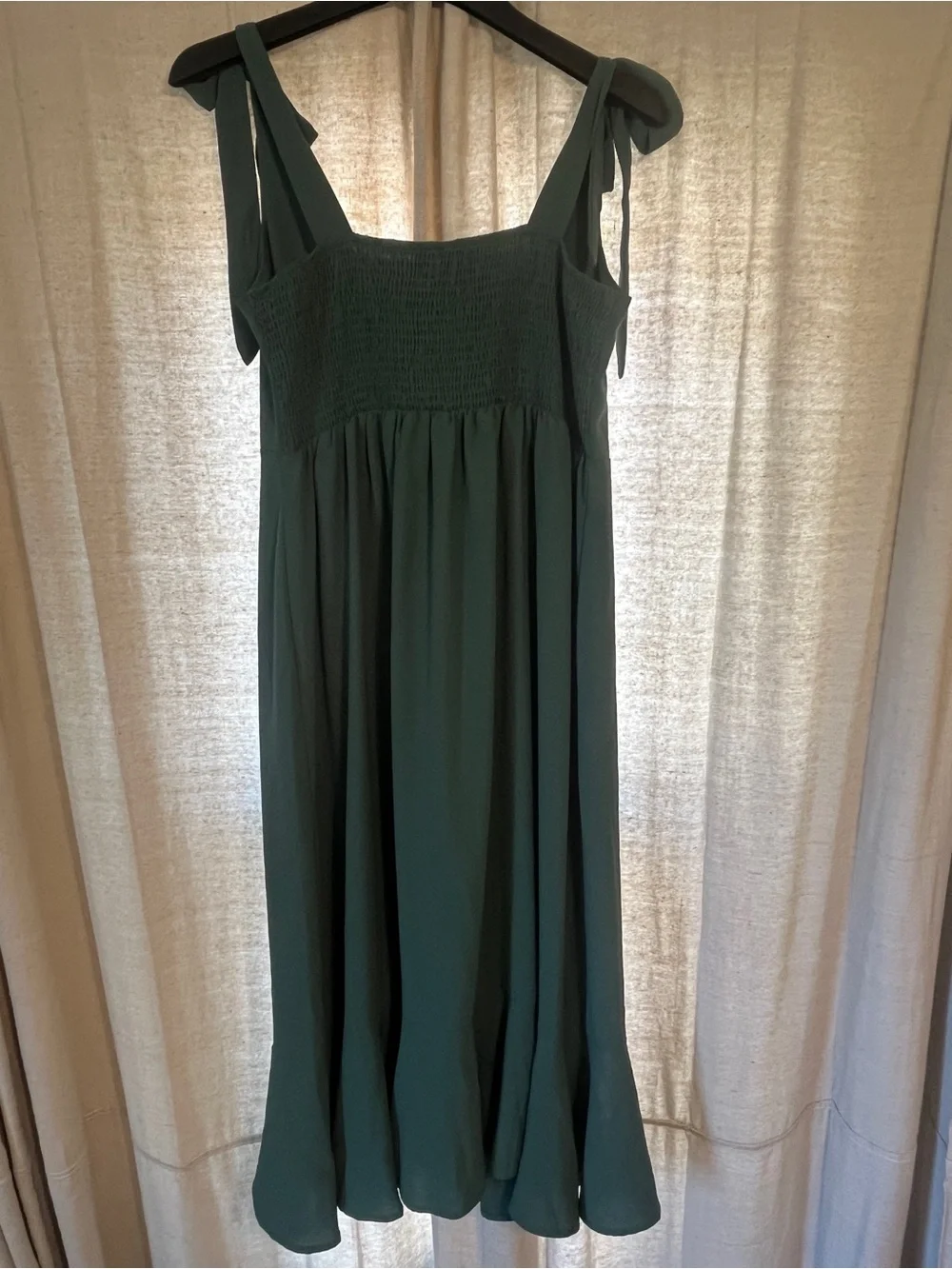 Elegant Dark Green Tie-Shoulder Midi Dress